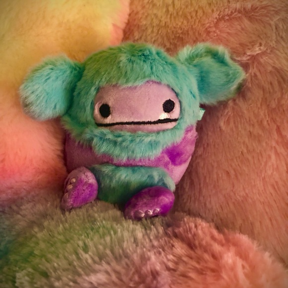 π£π- Buna Capsuleππ£ - Picture 1 of 2